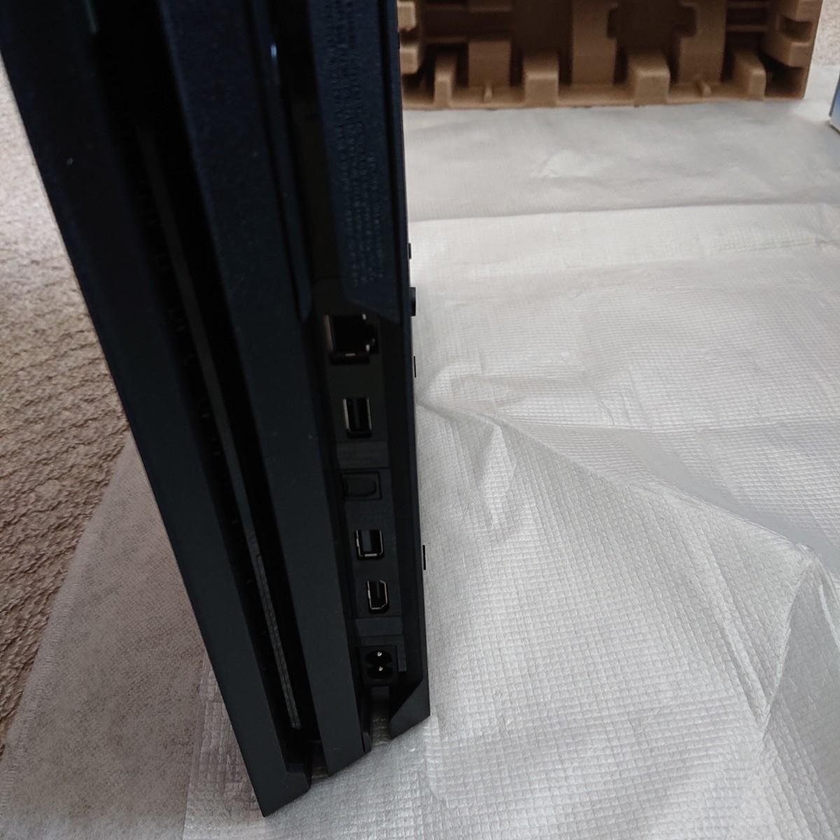 新品・送料無料 SONY PS4本体 CUH-7200BB01 Pro PlayStation4 その他