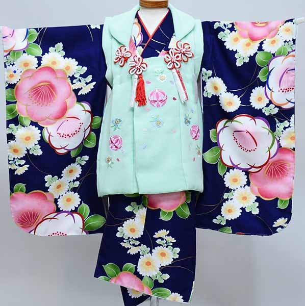 七五三 三歳 女児 被布着物フルセット 被布に刺繍入り 祝着 新品（株）安田屋 NO37930