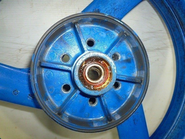 FZR400*1WG* заднее колесо *J18×4.00* Тряска, колебание нет *YV9-80(160)