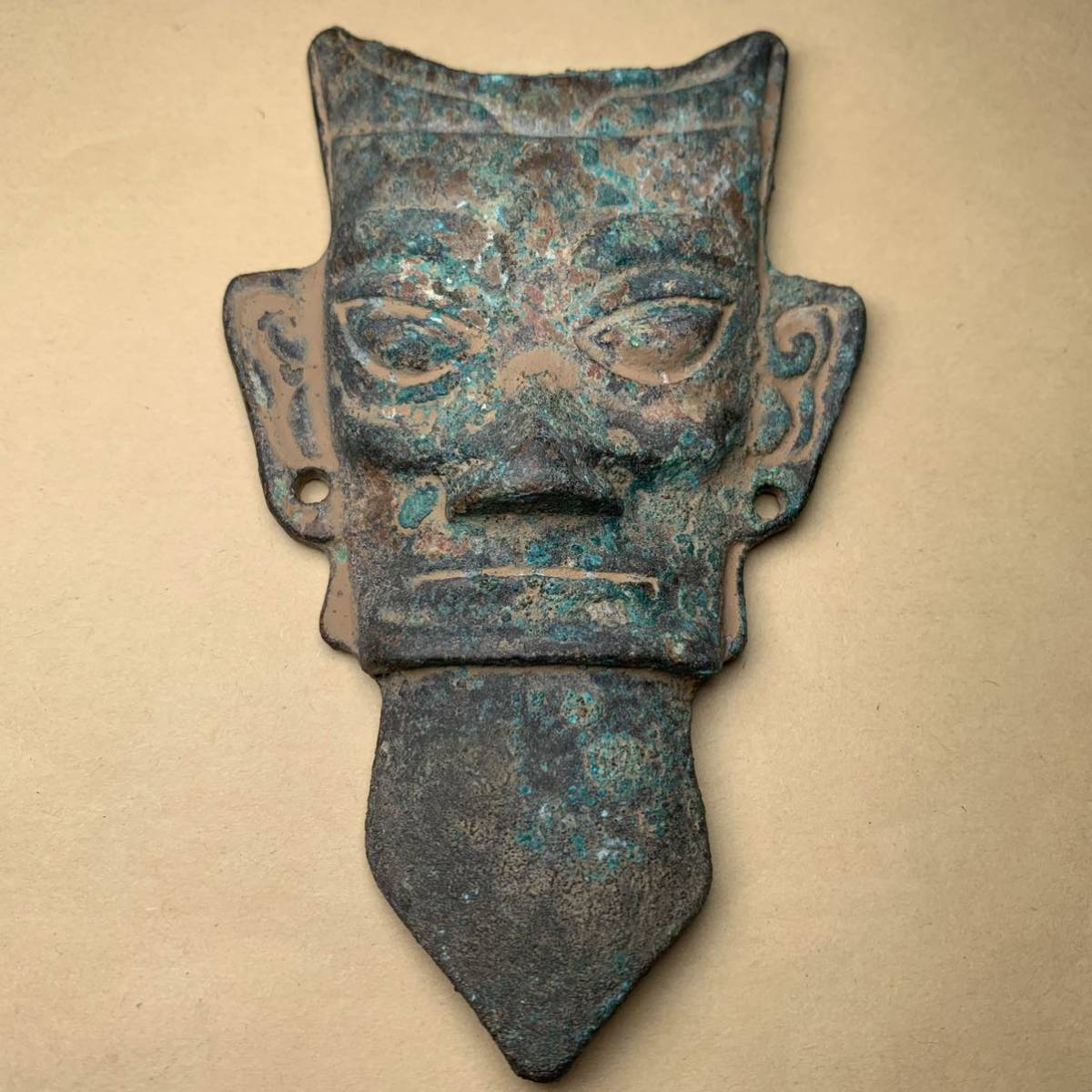 中国古美術　仮面　稀少　珍品　青銅　発掘品　魔除　時代物　詳細不明