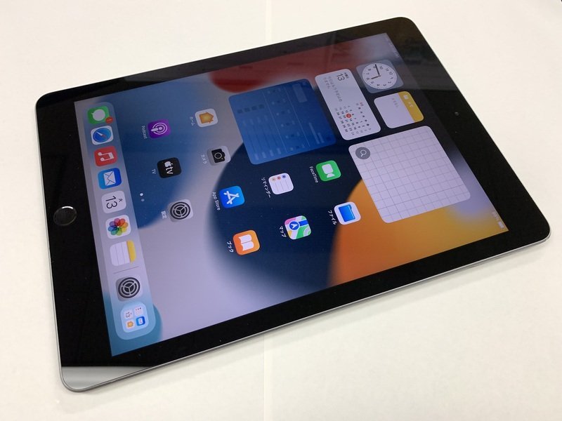 モデル iPad - iPad 32GB スペースグレー Wi-Fi 第6世代の通販 by たん's shop｜アイパッドならラクマ スマホ