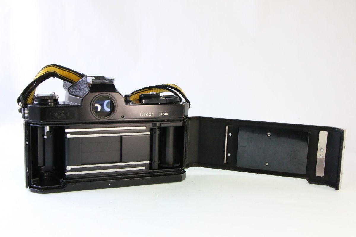実用☆ニコン Nikon NIKOMAT FT2 ボディ+NIKKOR 35mm F2.8☆シャッター全速完動・露出計完動☆14256 