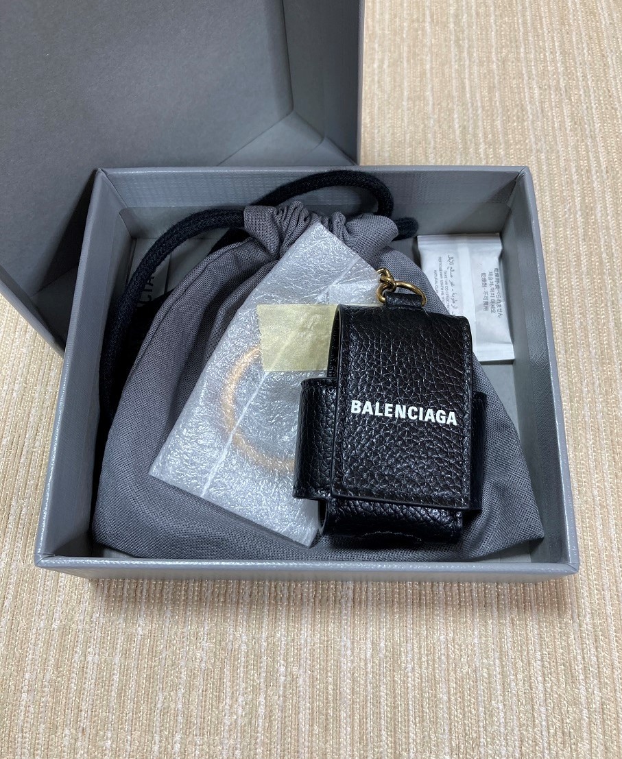 新品・未使用】BALENCIAGA バレンシアガ Air Pods エアポッズケース