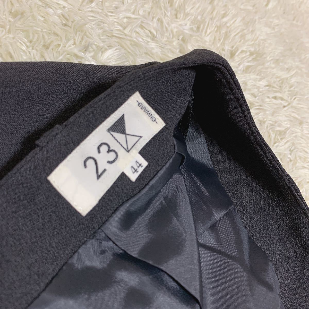 23区 オンワード樫山 ロングスカート タイト 濃いグレー 大きいサイズ 44