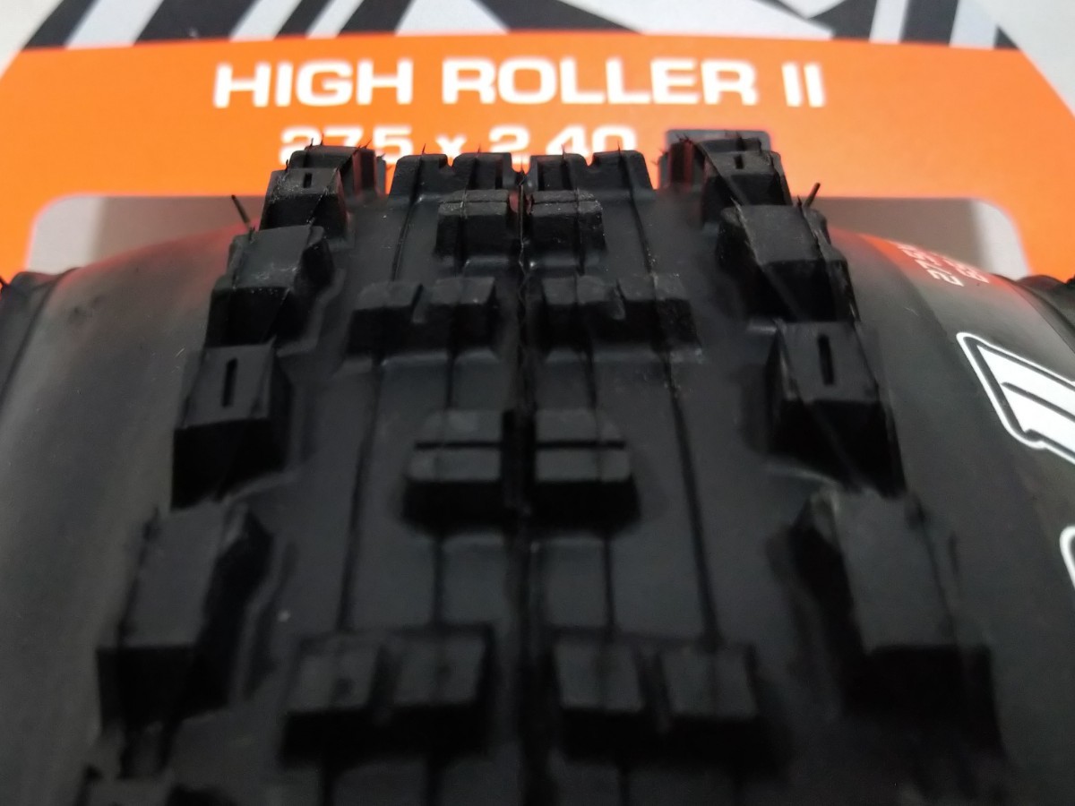 Maxxis High Roller Ⅱ 27.5×2.4インチ MTB タイヤ 2本+DHチューブ3本セット