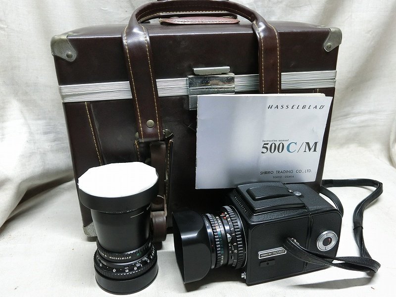 A1650 ハッセルブラッド500C/M レンズ：Carl Zeiss2本 フィルムカメラ 备品入りのバッグ付