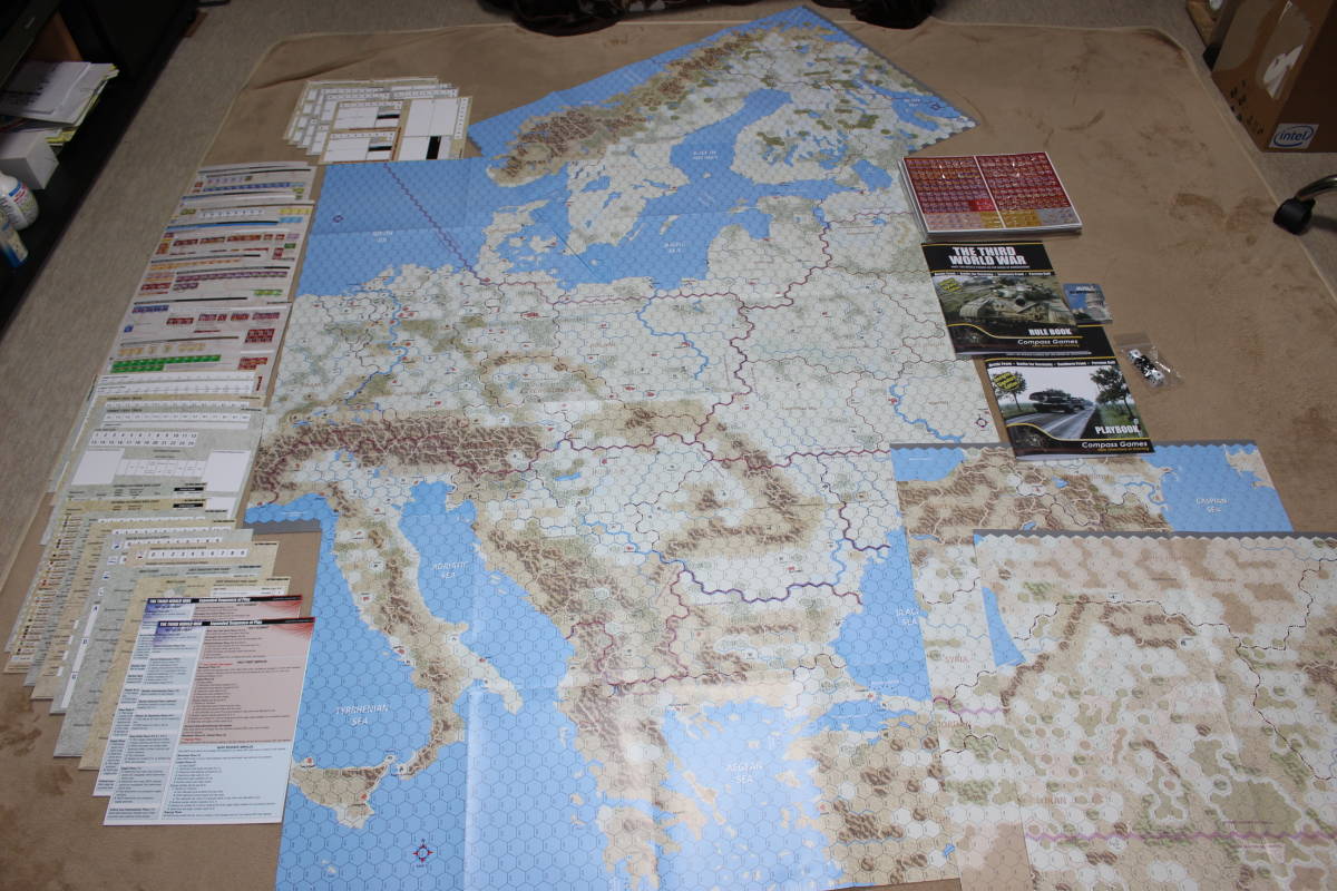 Compass Games)THIRD WORLD WAR 増刷版、80年代のNATO対 Compass Games)THIRD WORLD WAR 増刷版、80年代のNATO対
