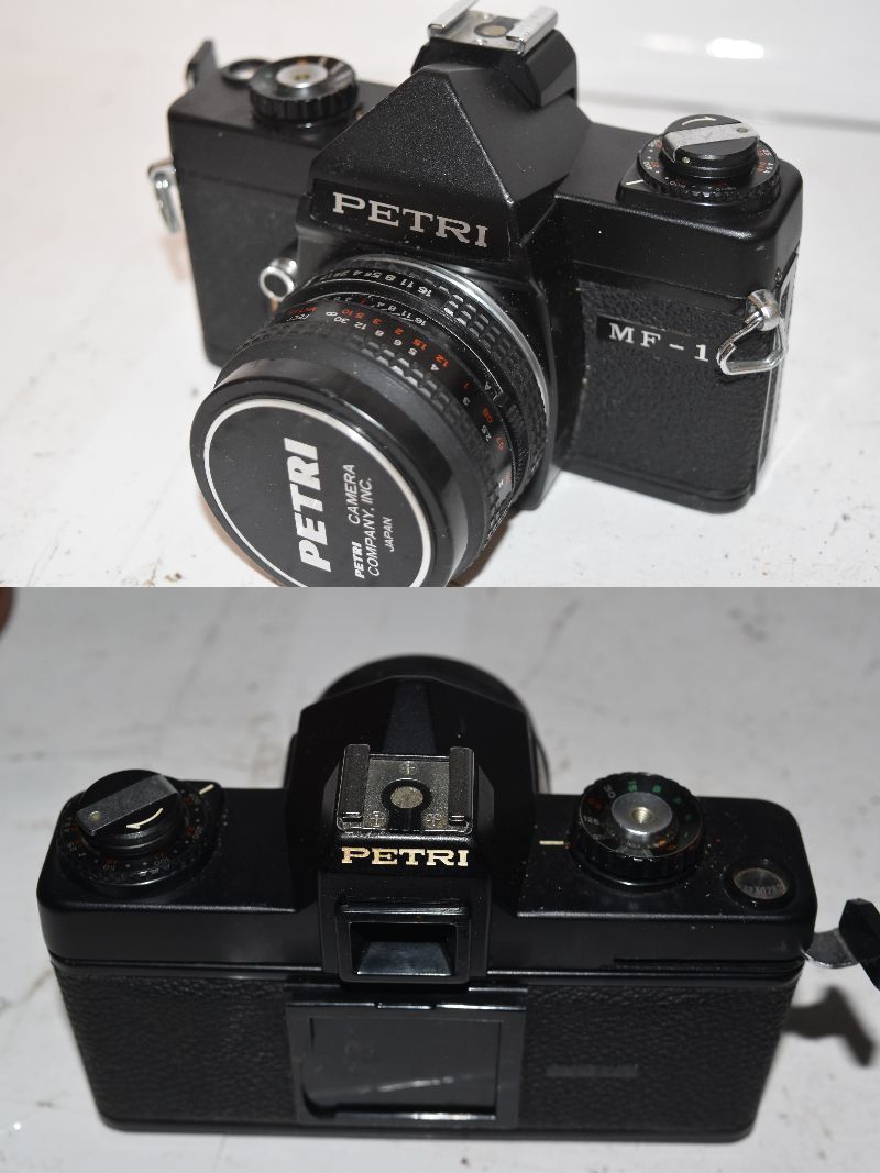 [No.09-076] camera . summarize exhibition [CONTAX]167MT[PETRI]MF-1 / D[PENTAX]auto110[MAMIYA]6×9[Zenobiaflex]/ etc. 
