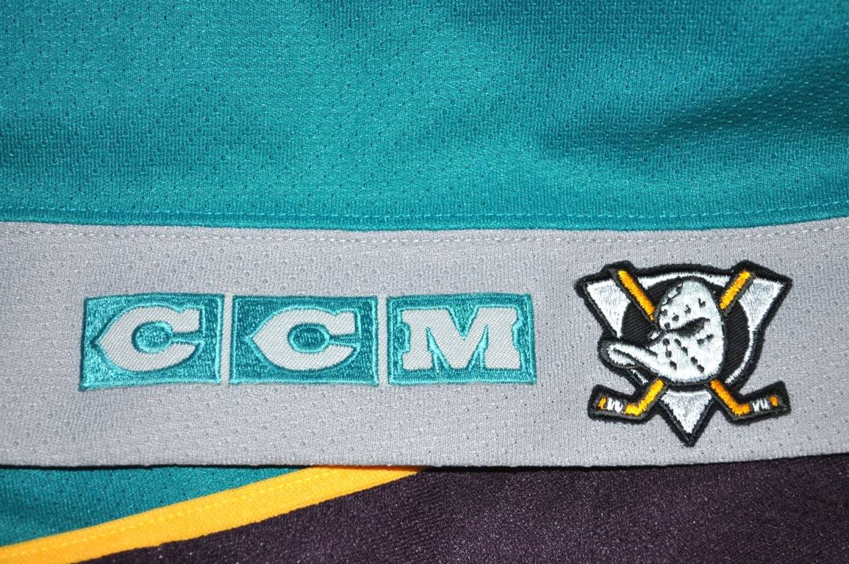CCM Anaheim Ducks (アナハイム・ダックス) カナダ製 ホッケージャージ 