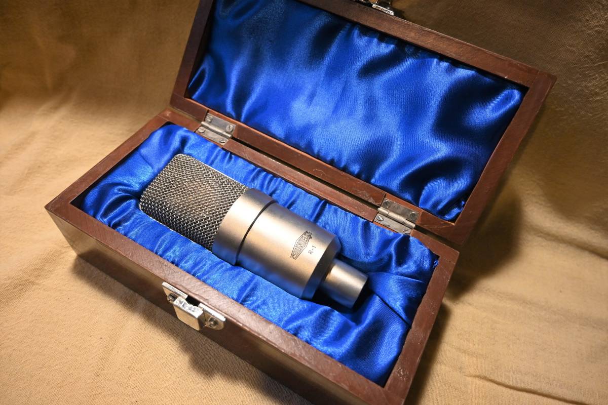 SOUNDELUX R-1 サウンデラックス シリアルナンバー #001 コンデンサーマイク 【スタジオ,レコーディング,ノイマン,Neumann,Blue,AKG】_画像1