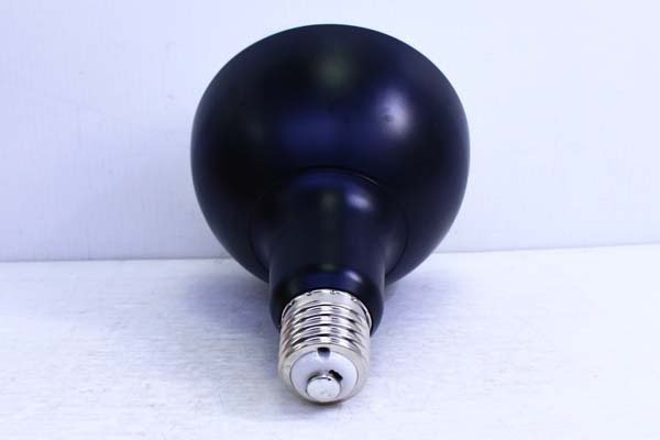 ●【未使用】IRIS OHYAMA/アイリスオーヤマ LDR45D-H-E39 LED電球 昼光色 45W 防雨型 工具【10608810B】_画像3