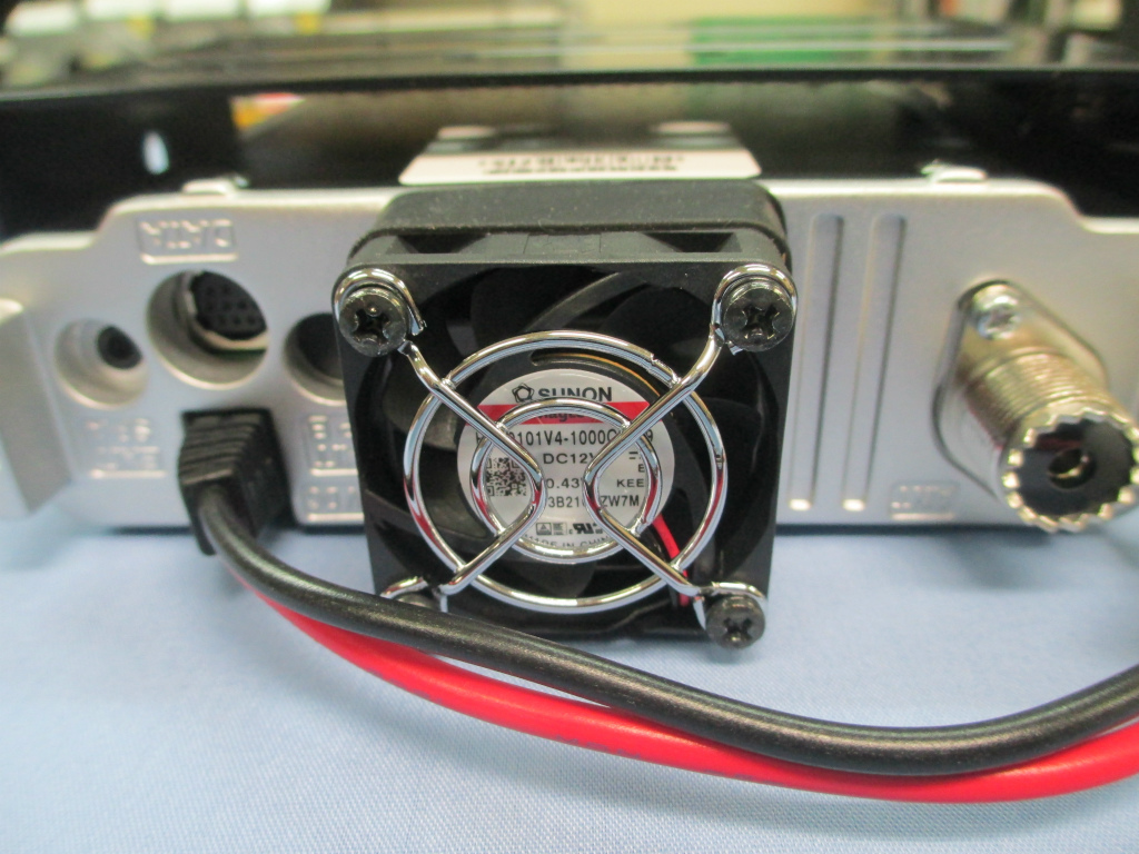 YAESU FTM−200D 50W機 C4FM/FM 144 YAESU FTM−200D 50W機 C4FM/FM 144