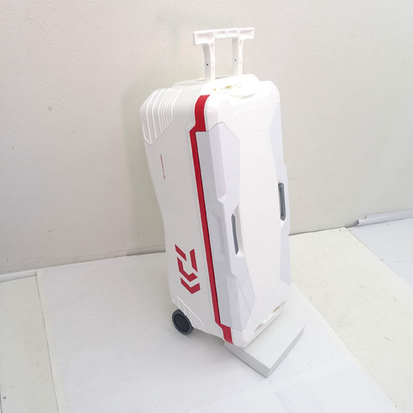 超人気新品 ダイワ Daiwa トランクマスターHD2 SU 4800 ガンメタ