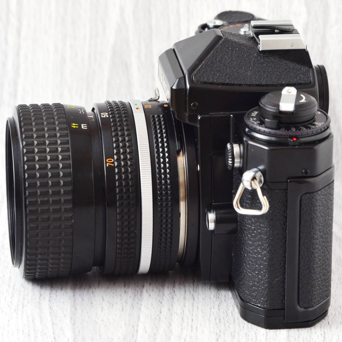 ヤフオク! - 極上おすすめ Nikon FE 黒 + 35～70mm f3.3～4.5