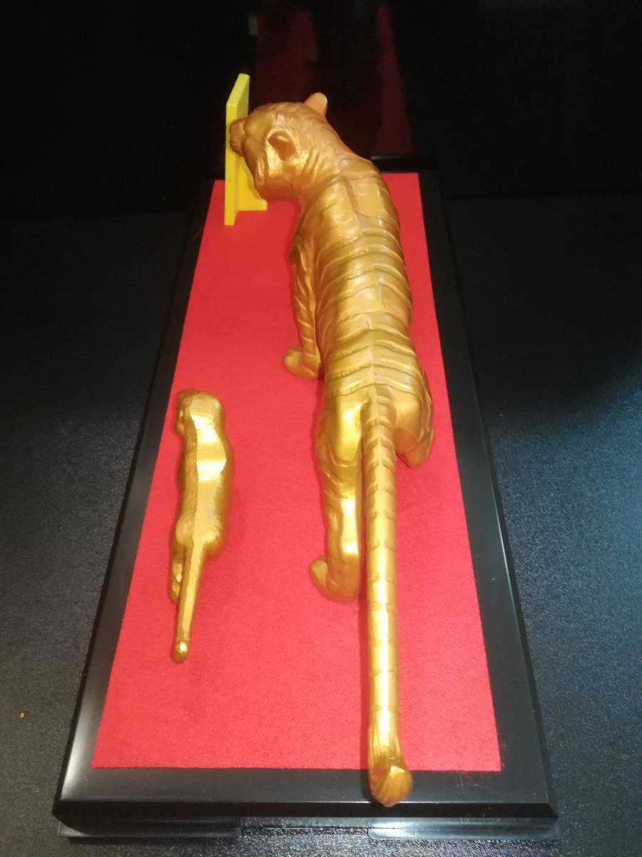 高岡銅器 干支置物 虎 情愛 村田宏作 アンティーク 金属工芸(その他 高岡銅器 干支置物 虎 情愛 村田宏作 アンティーク 金属工芸(その他