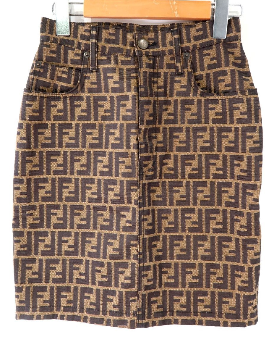 います FENDI スカート40の通販 by ミッチー's shop|フェンディなら