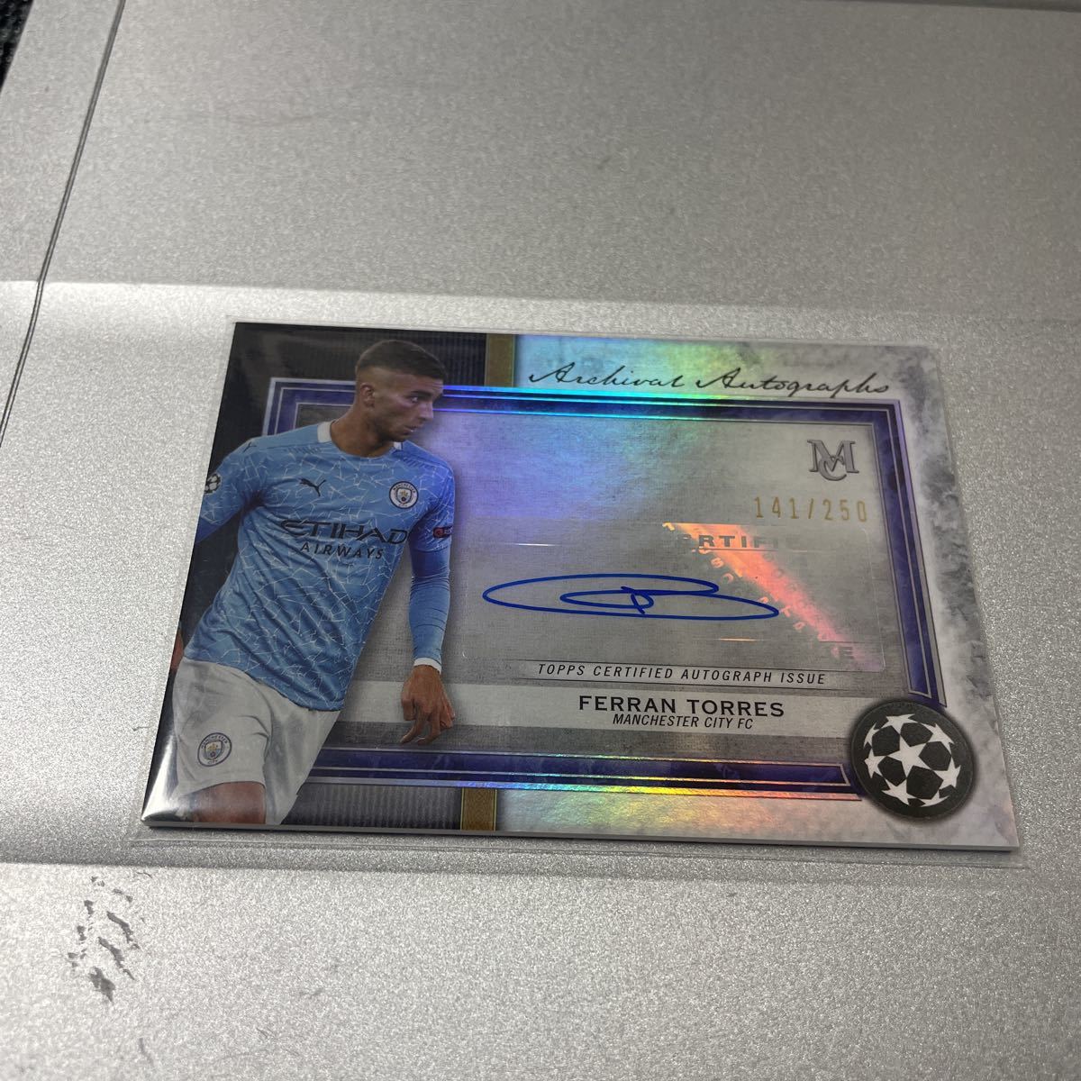 2020-21 Topps Museum Collection UEFA Champions League Autograph Relics 250枚限定　FERRAN TORRES トーレス　直筆サインカード