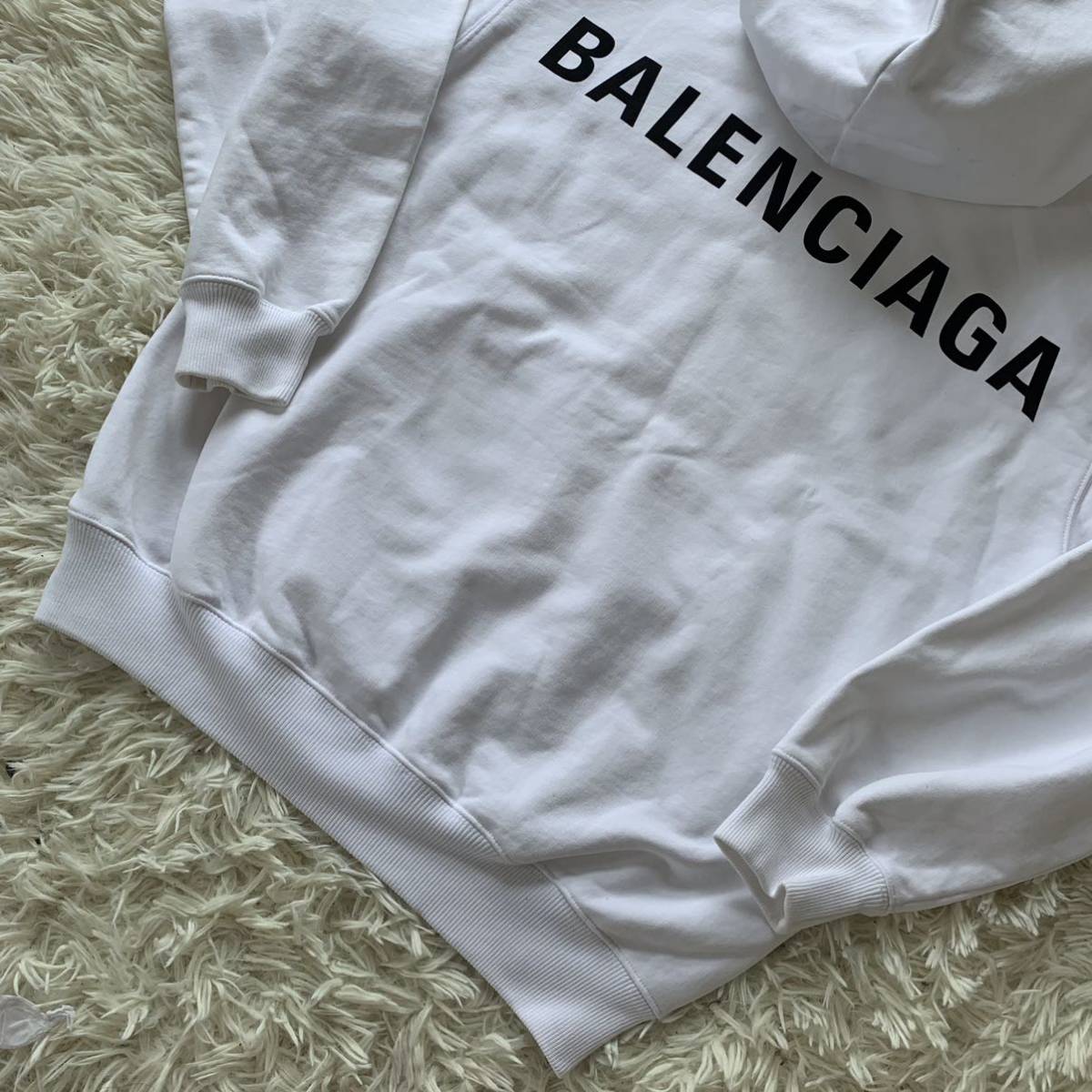 1円 美品 BALENCIAGA バレンシアガ バックロゴプリント オーバーサイズ