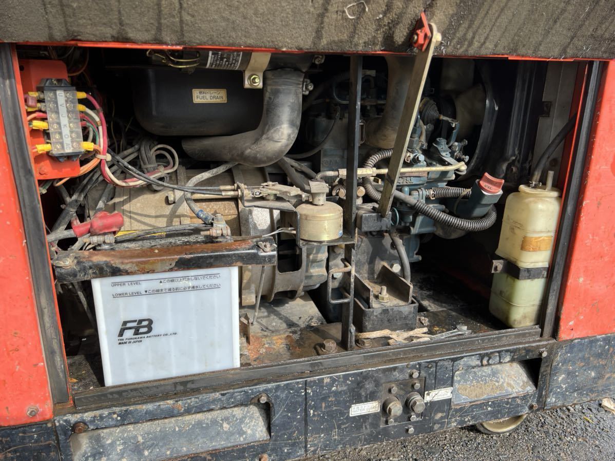 デンヨー BLW200SS ディーゼル エンジン溶接機 発電機 100v デンヨー BLW200SS ディーゼル エンジン溶接機 発電機 100v