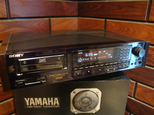 美品 SONY DTC-500ES DATデッキ/Digital Audio Tapeプレーヤー ソニー