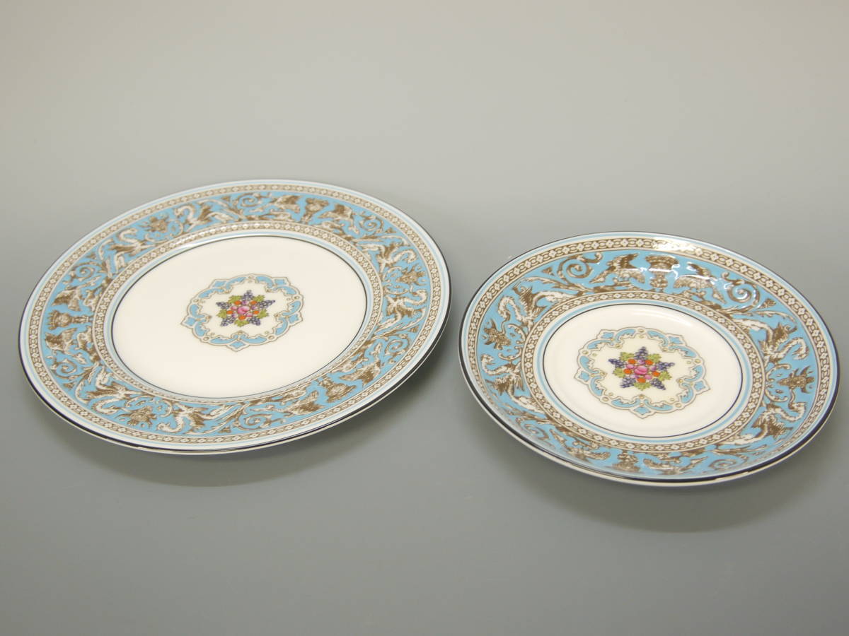 800 美品 ウェッジウッド　フローレンティーン　Wedgwood　Florentine プレート 皿 ソーサ　2枚_画像1