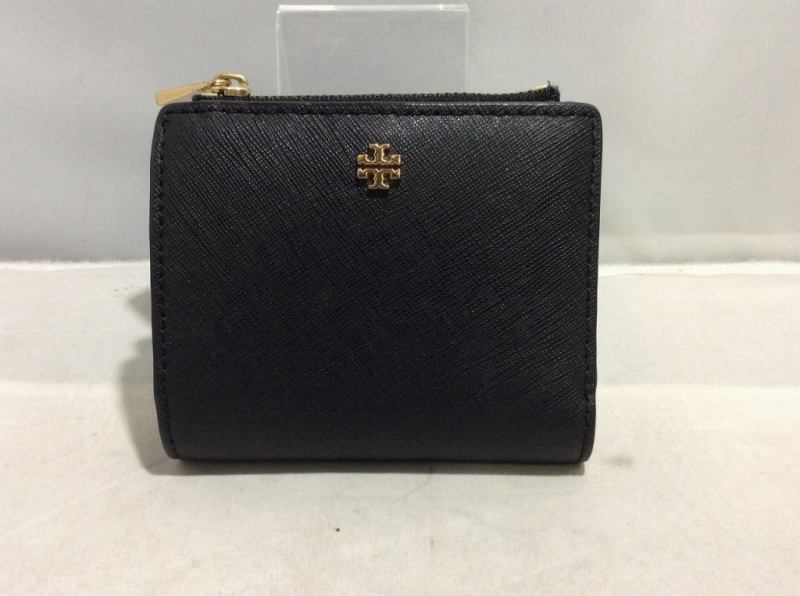 魅力的な価格 レザー BURCH TORY トリーバーチ ロゴ [Y02556] ゴールド