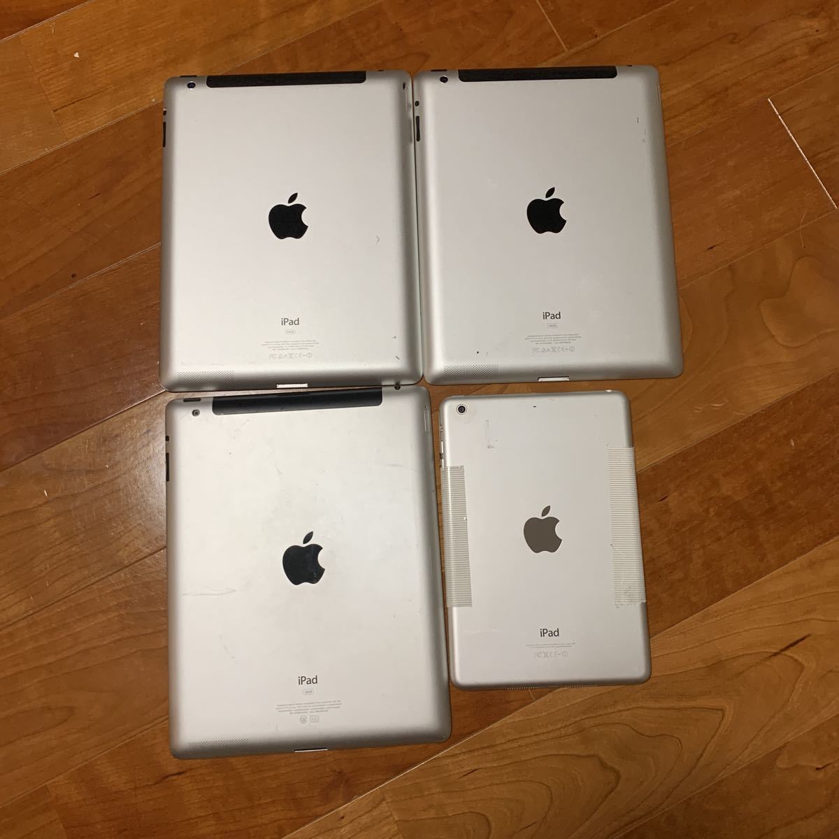 【ジャンク】apple iPad 4台管理番号：a105_画像3