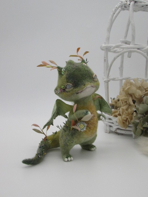ヤフオク! - ドラゴン/グリーン 羊毛フェルト ハンドメイド