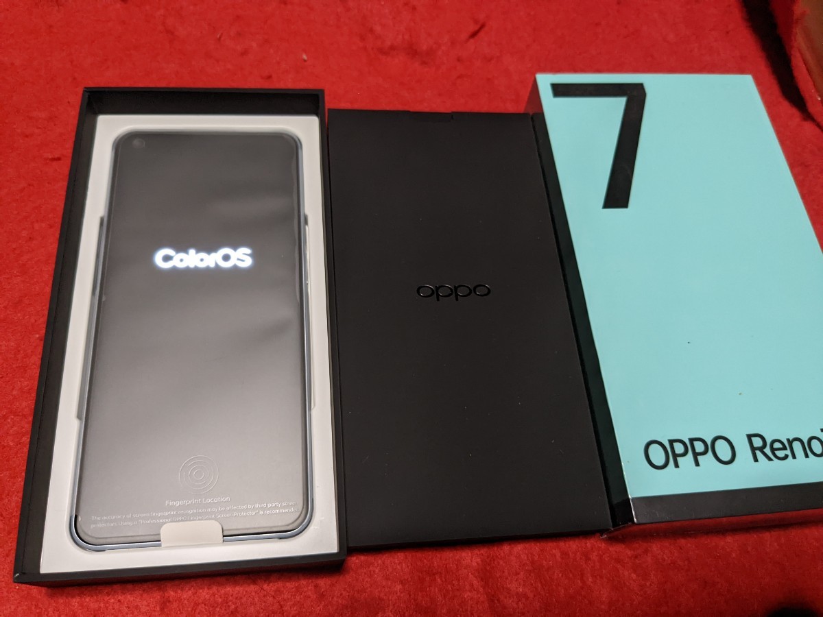 ほぼ未使用) OPPO Reno7A 専用ケース付き - institutoates.com.br