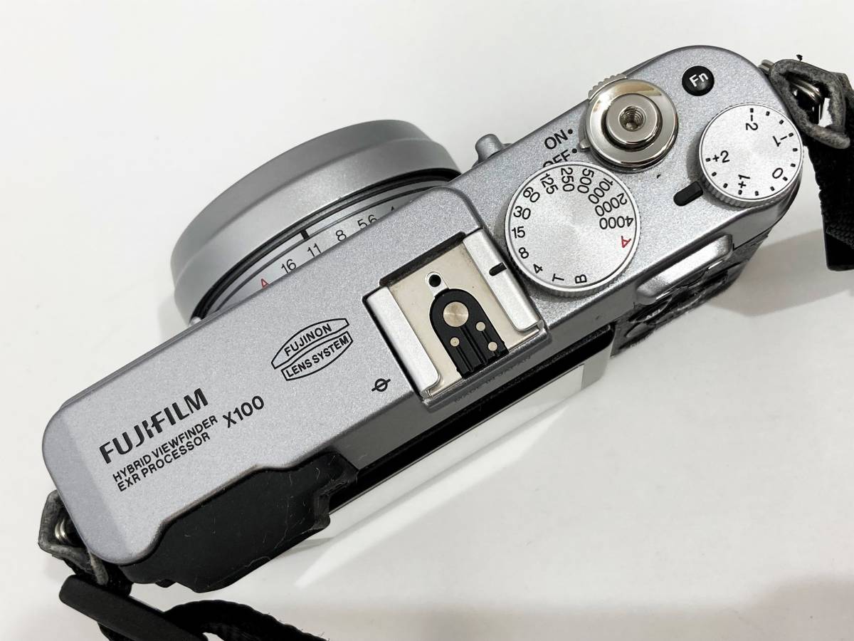FUJIFILM(富士フィルム) Fine Pix X100 コンパクト デジタルカメラ