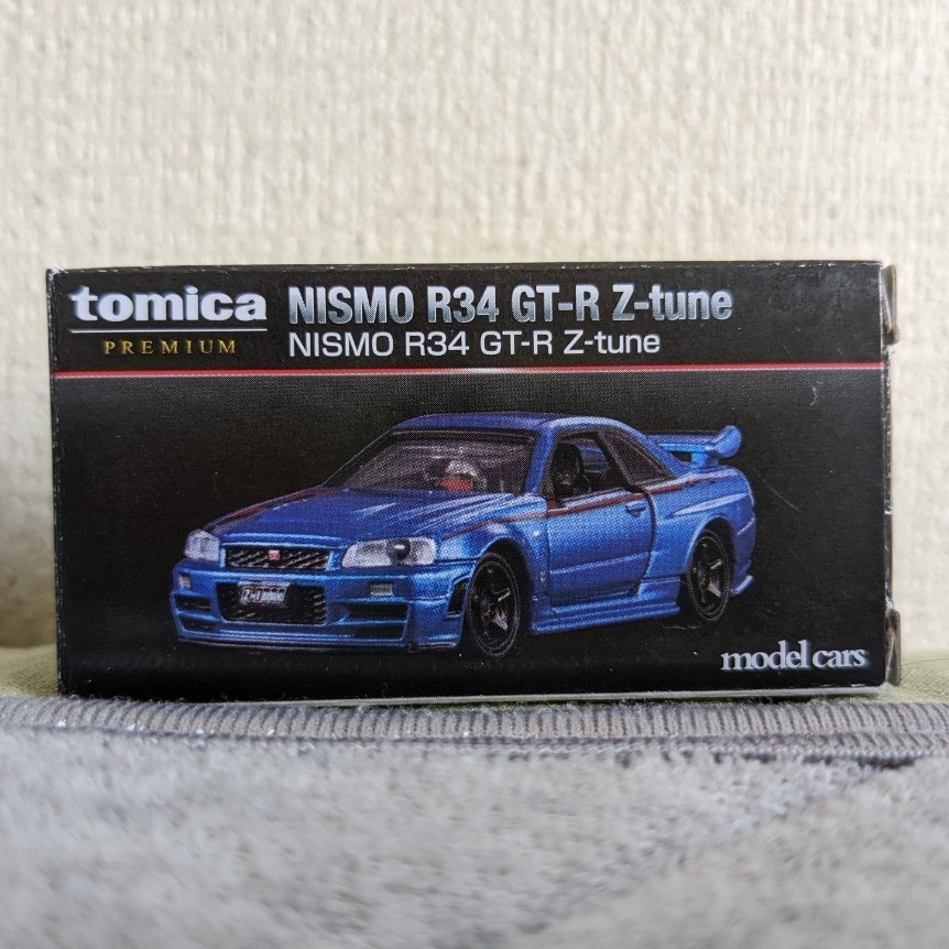 トミカプレミアム大全 ミニカー 公式ガイドブック R34 スカイライン GTR ニスモ BNR34 NISMO z-tune