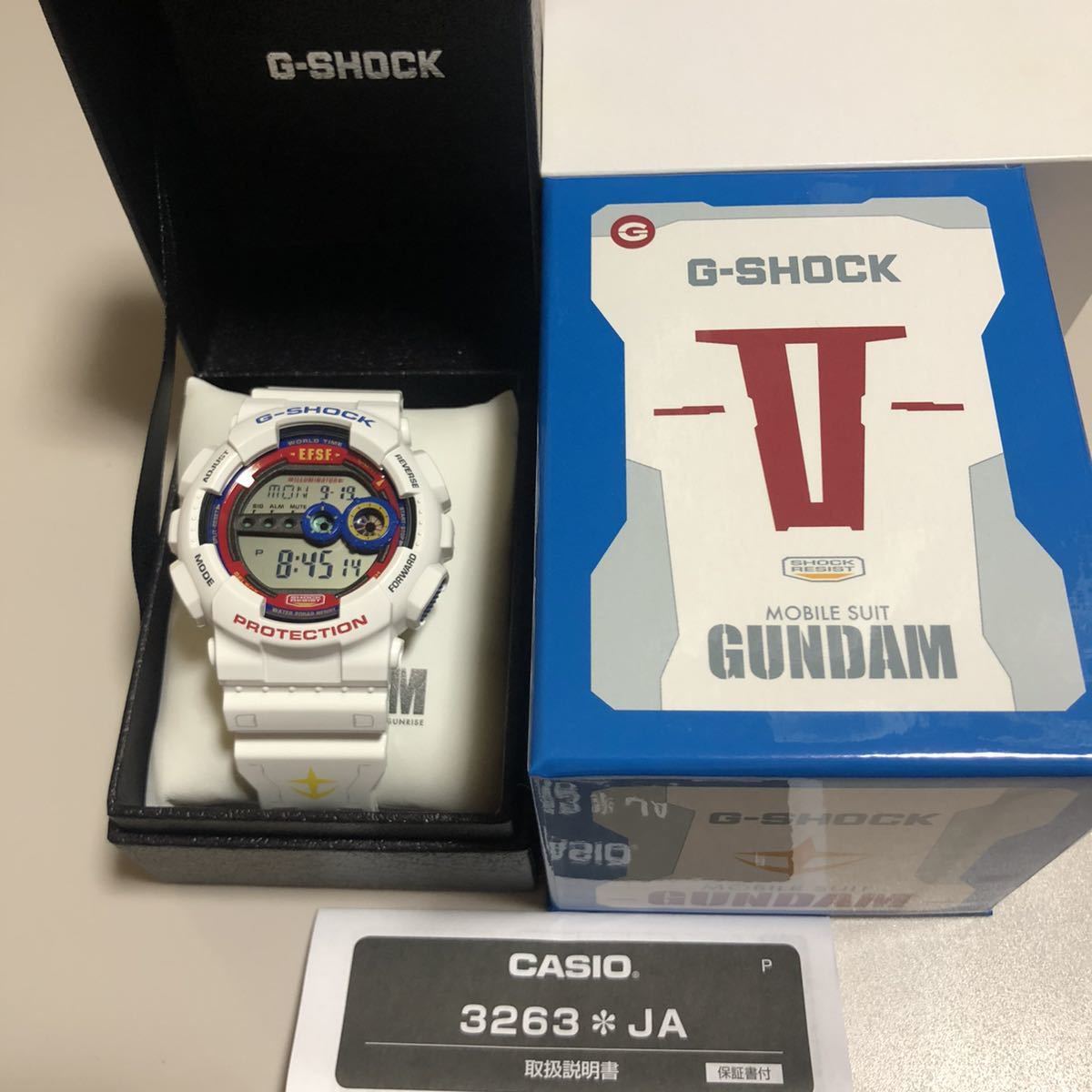 機動戦士ガンダム35周年記念商品 G-SHOCK x GUNDAM-