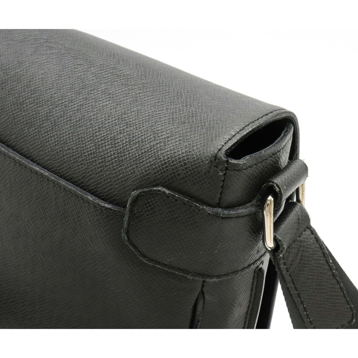LOUIS VUITTON ルイ ヴィトン タイガ ロマンPM ショルダーバッグ 斜め
