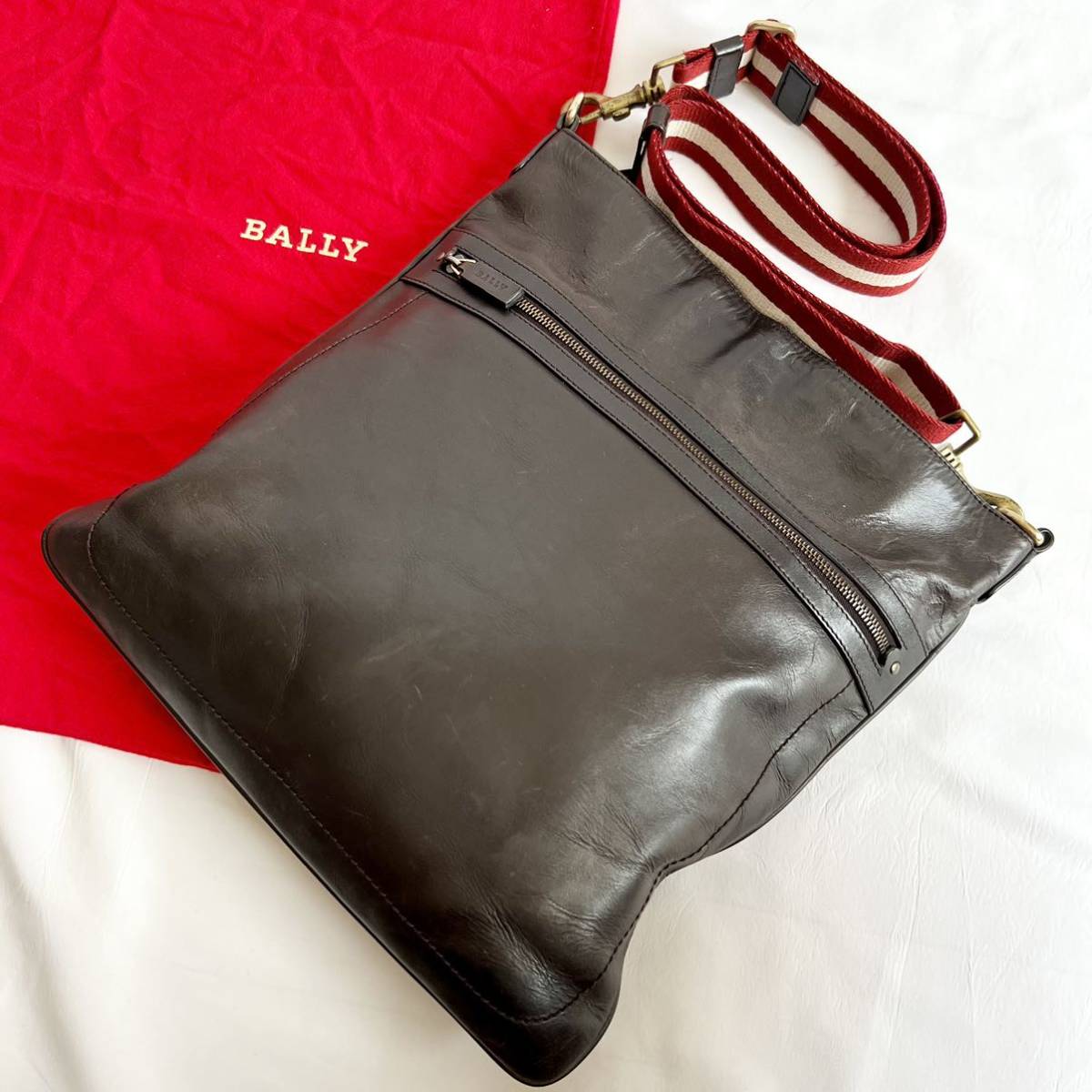 バリー【希少 美品】BALLY メンズ ショルダーバッグ サコッシュ