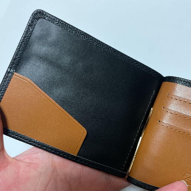 格安SALEスタート】 サンローランのマネークリップ一時的割引 サン