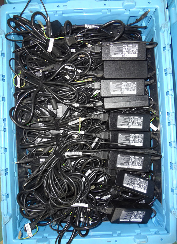  several stock 50 piece summarize hp AC adapter TPC-CA54 TPC-DA54 etc. 19.5V 3.33A 65W Mickey cable attaching used operation goods ①