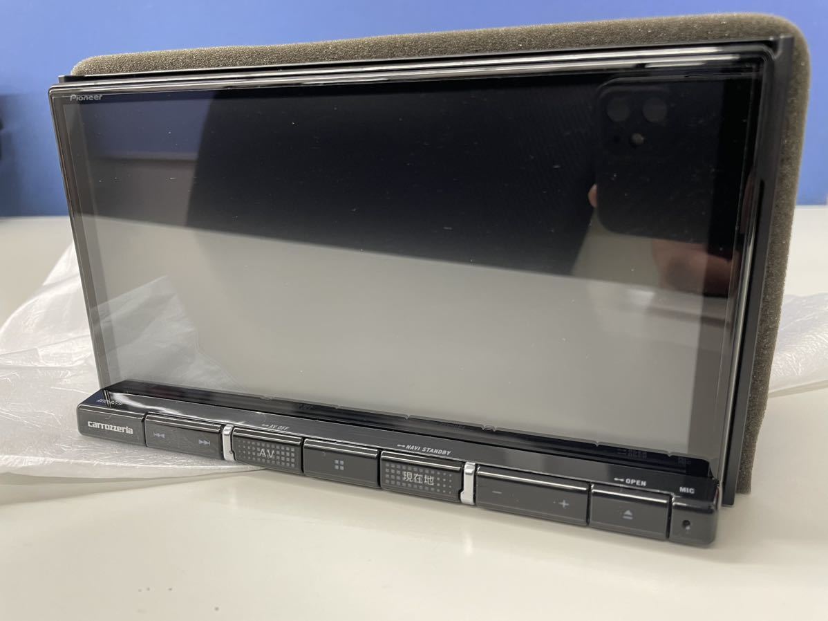 パイオニア カロッツェリア メモリーナビ 楽ナビ AVIC-RZ701 夜間使用