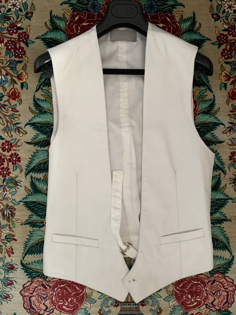 【最終値下げ】極レア 美品 エディスリマン Dior Hommeディオールオム レザー ベスト 乳白色 ジャケット以上の存在感!　貴重の46サイズ
