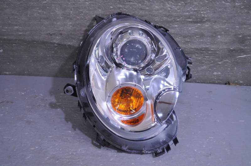 納得できる割引 中古部品 BMW ミニ MF16 右ヘッドランプ trumbullcampbell.com