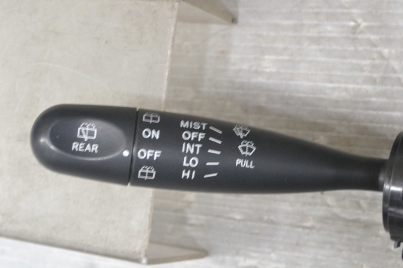エブリィ スポーツ ハイルーフ 後期(DA62W) 純正 動作保証 ディマースイッチ 左右セット ワイパースイッチ間欠 右 左/ 37400-67H50 K062970_画像2