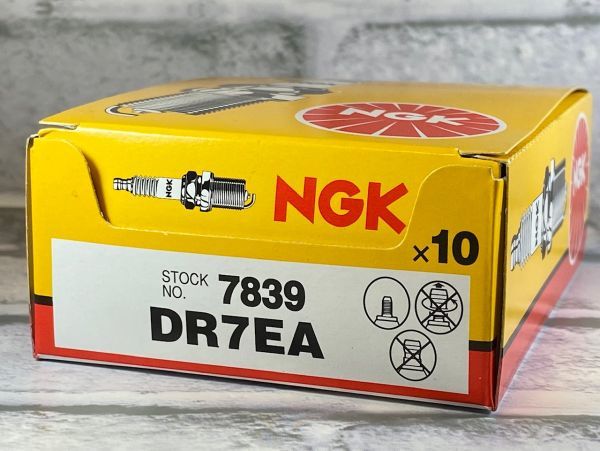 ＮＧＫ ＤＲ７ＥＡ ４本セット ヤマハ ＹＤ１２５、Ｓ ８９ー 適合 新品！の画像3