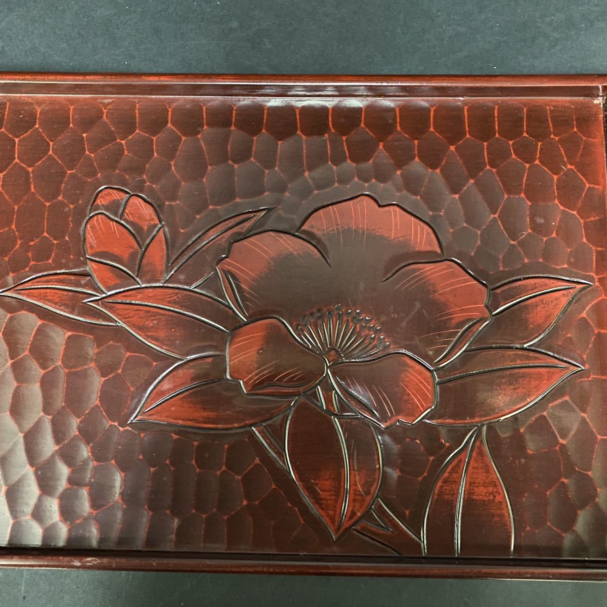 中国 骨董品 木製 うるし(?) 蓮の花絵柄 トレイ(?) お盆 オンライン