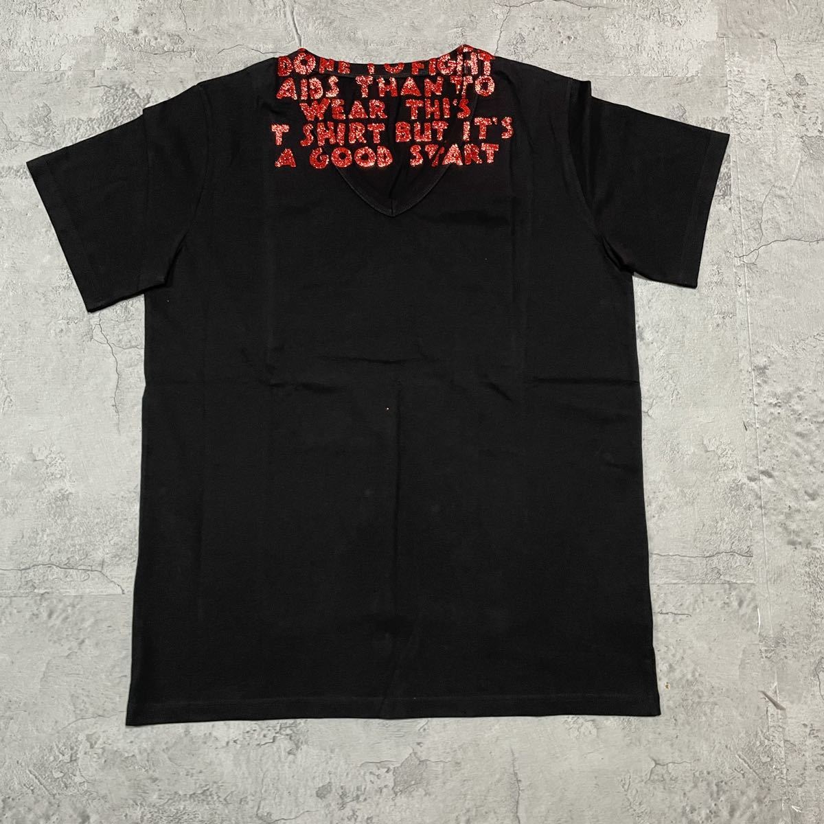 新品定価19800円 MM6 エムエムシックス メゾンマルジェラ AIDS エイズT チャリティ Vネック 半袖 Tシャツ ラメプリント 玉FL1665_画像2