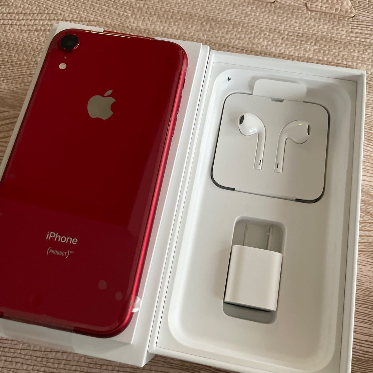 公式サイ 【中古】iPhone XR レッド 64 GB au版 SIMロック解除済み