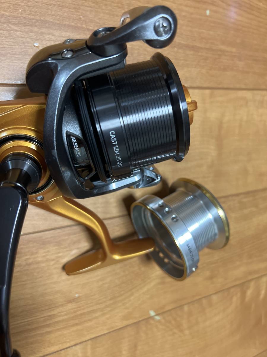 ダイワ キャスティズム 25QD 替スプール付き 良品 www.disdukcapil