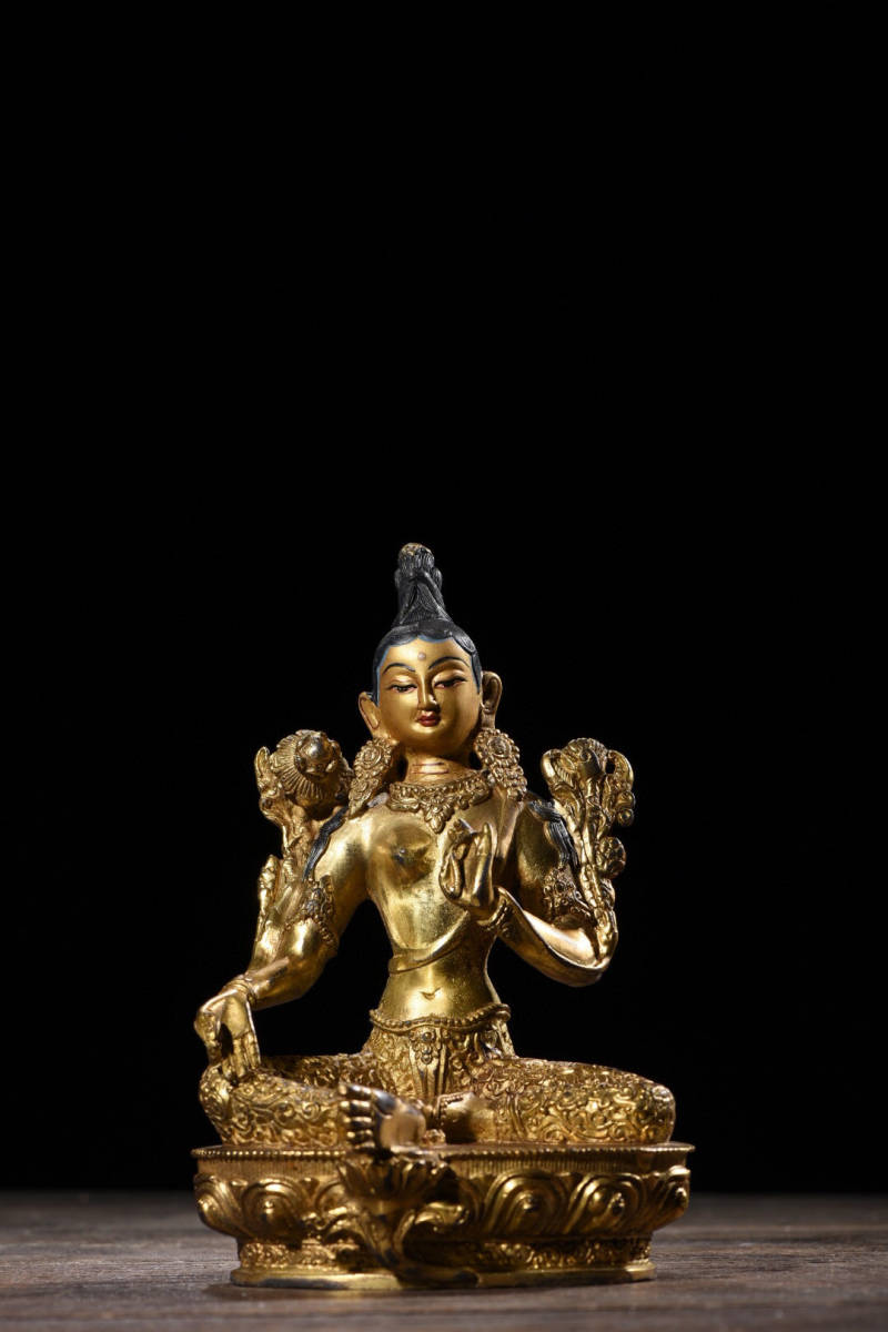 割引購入 【超珍館蔵・銅製・金鍍・綠度母像】置物・古賞物・古美術品・中国時代美術091442 仏像
