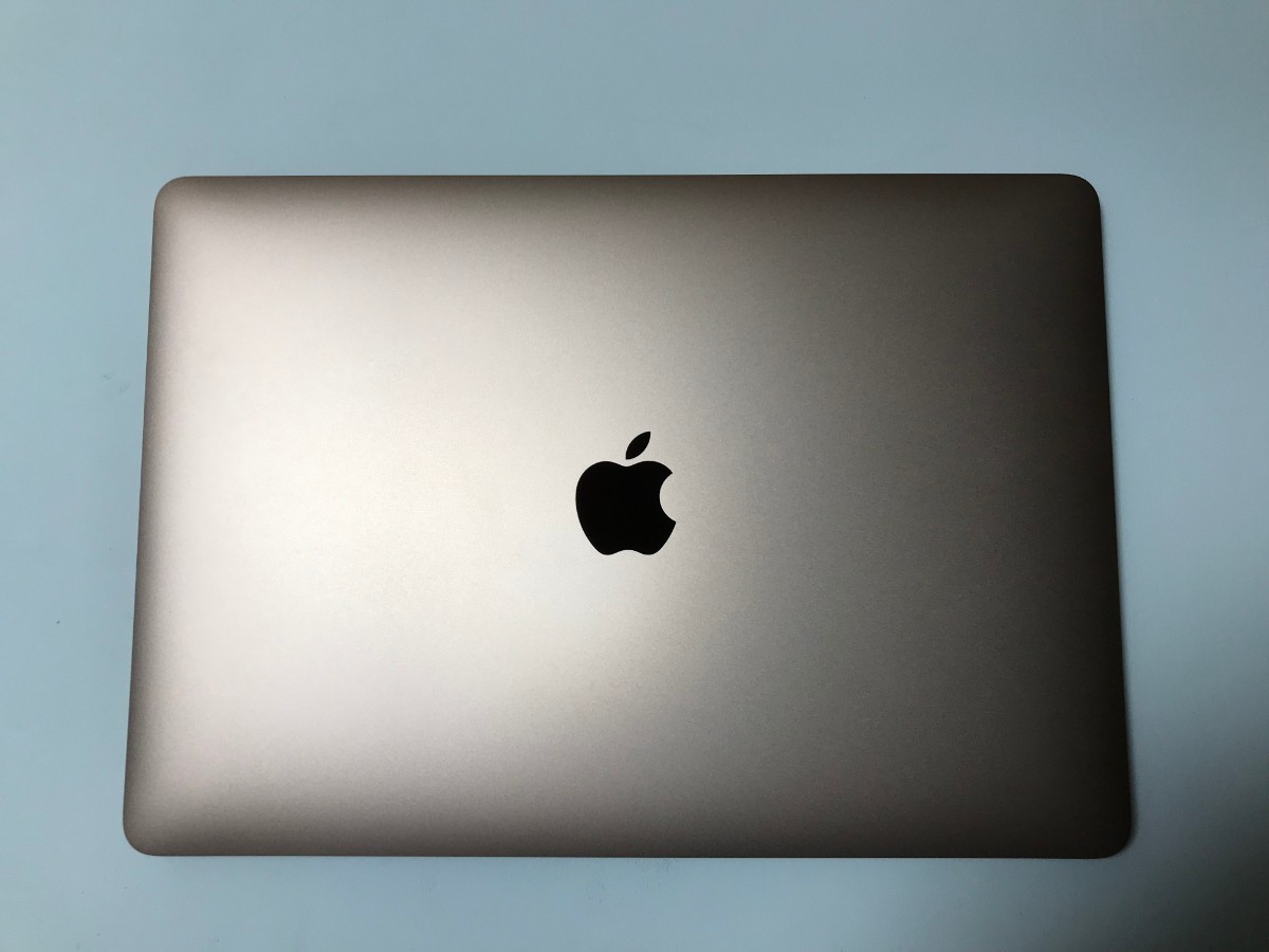 ほぼ新品】MacBook Air 2020 M1チップ搭載 ゴールド 保証残り9ヵ月