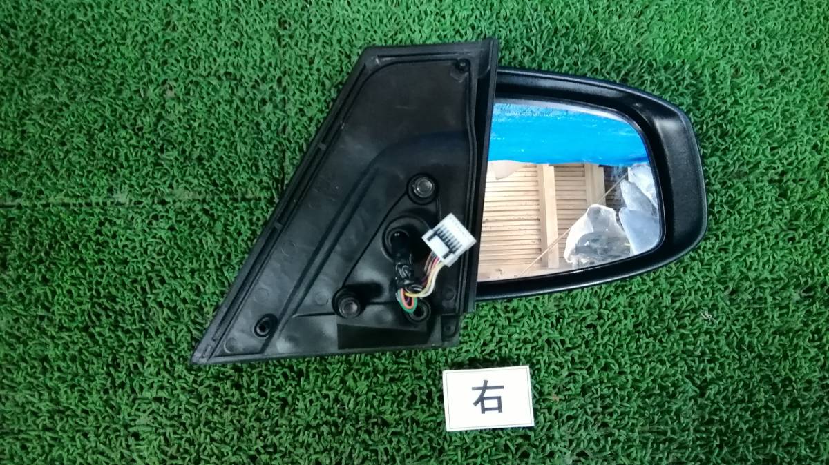 604-M0918e* Nissan Dayz DBA- B21A right door mirror W37 white solid X V selection H30 year 9 pin side mirror 
