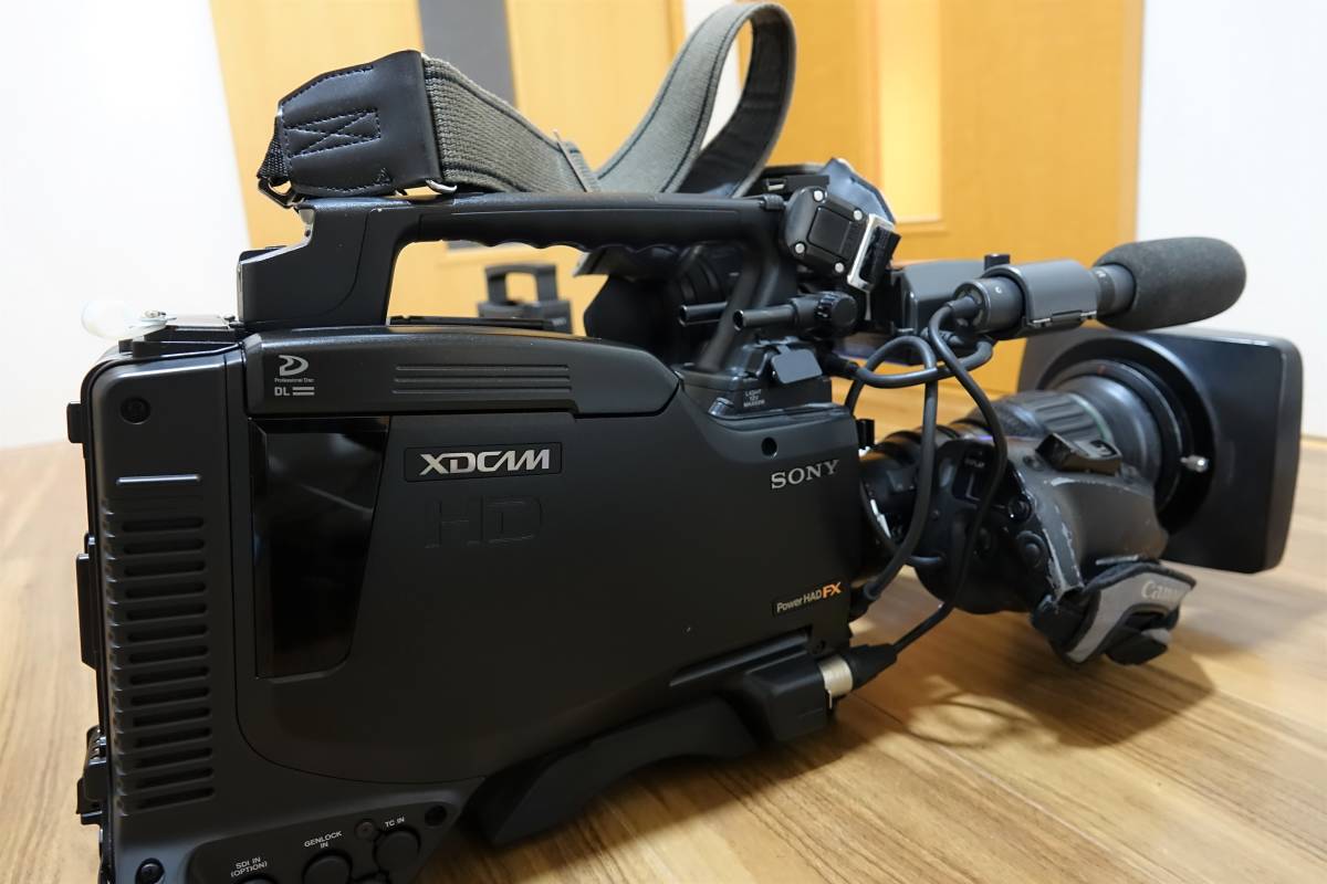 【中古】PDW-700　付属品多数　XDCAM HD422カムコーダー　放送・業務用ビデオカメラ_画像7