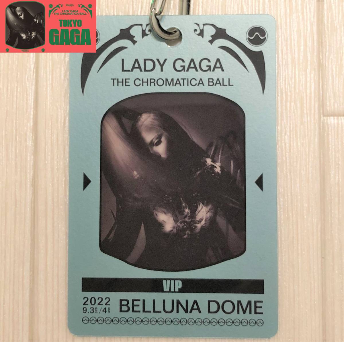 LADY GAGA レディガガ ライブ ラミネートパス VIP席限定グッズ アリーナ席 限定品 THE CHROMATICA BALL TOKYO GAGA ベルーナドーム_画像3